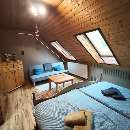 Marika 2 Apartman *